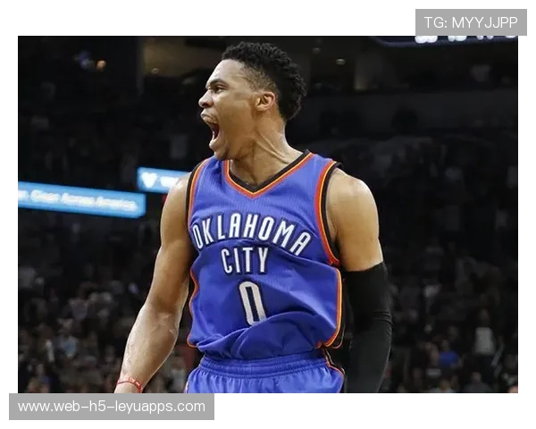 泪目！威少24+6+9站着死！亚历山大延续纪录，哈腾33+19+3生涯新高，威少与亚当斯