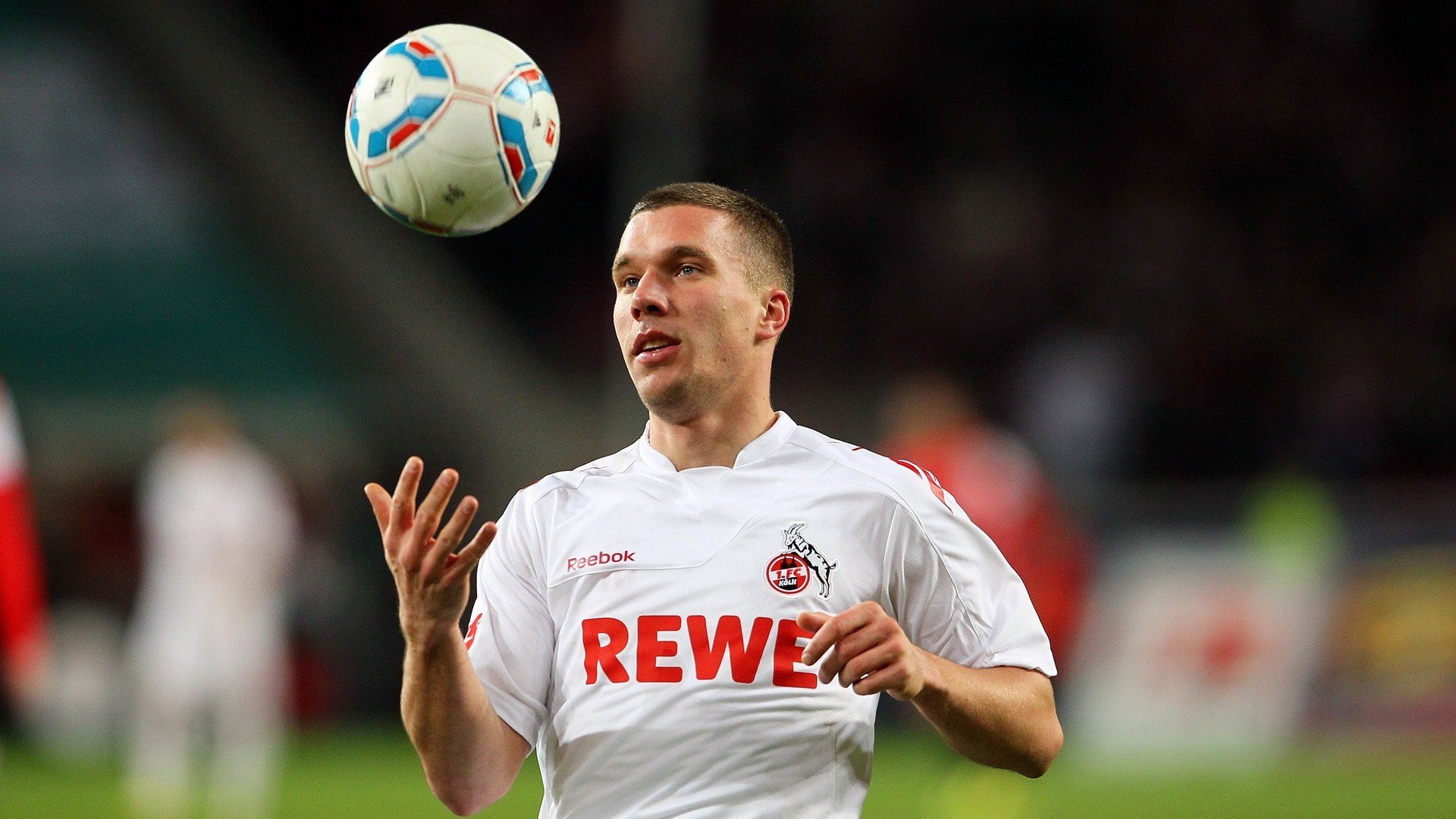 体育新闻中心深化体育视频内容智能生成研究,如何创新体育短视频